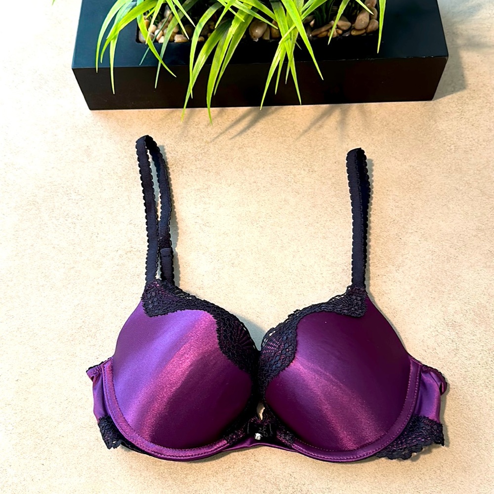 Ambrielle, sensual, shine, plunge, push-up bra